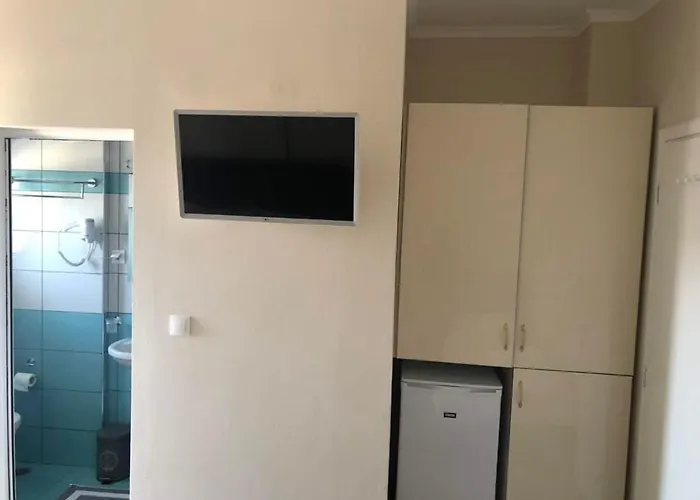 Royal Hotel Himarë