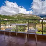 Royal Hotel 3*