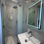Royal Hotel Himarë
