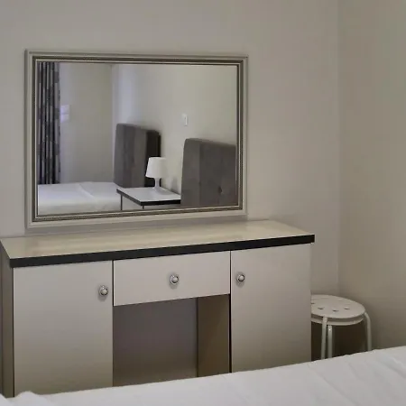 Royal Hotel 3*
