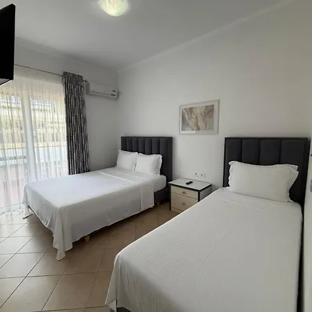 Royal Hotel 3*