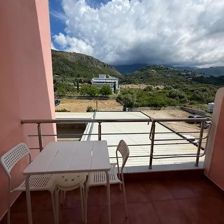 Royal Hotel Himare