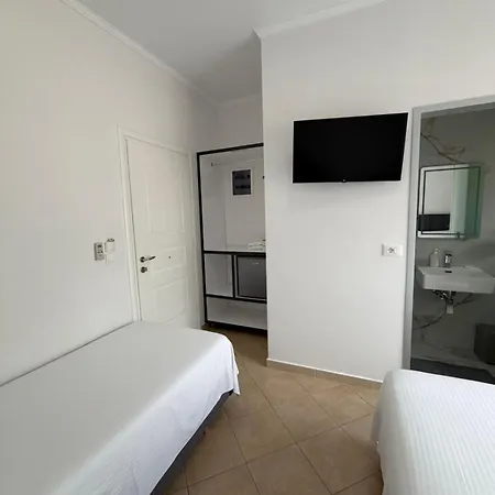 Royal Hotel