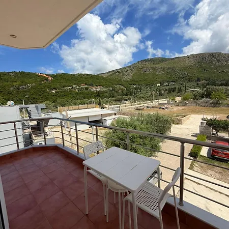 Royal Hotel Himare