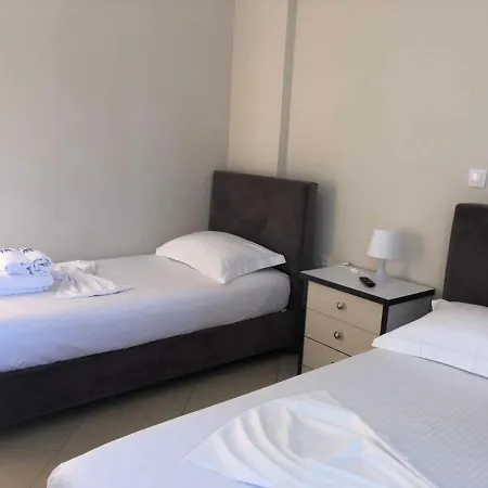 Royal Hotel Himare